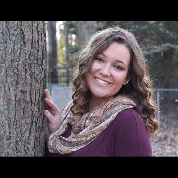 Meet the Posher Other - Meet your Posher, Tori